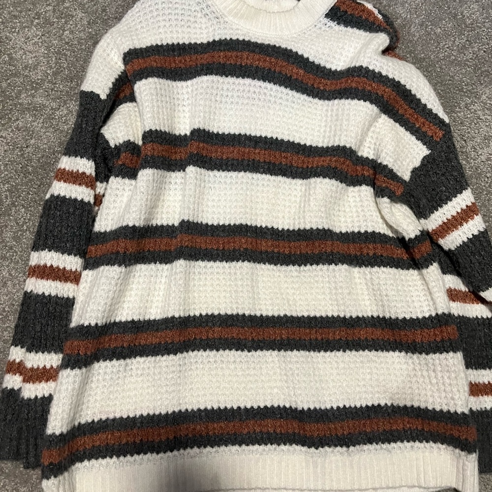 American eagle sweater